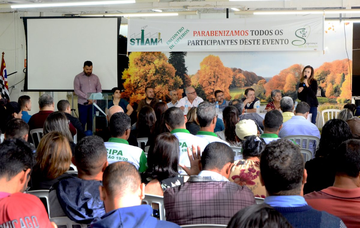 Servidores municipais participam do 7Âº Encontro de Cipeiros do Sindicato da AlimentaÃ§Ã£o