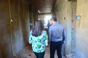 Secretário Ricardo Mustafá, acompanhado com técnico da Saúde e Obras